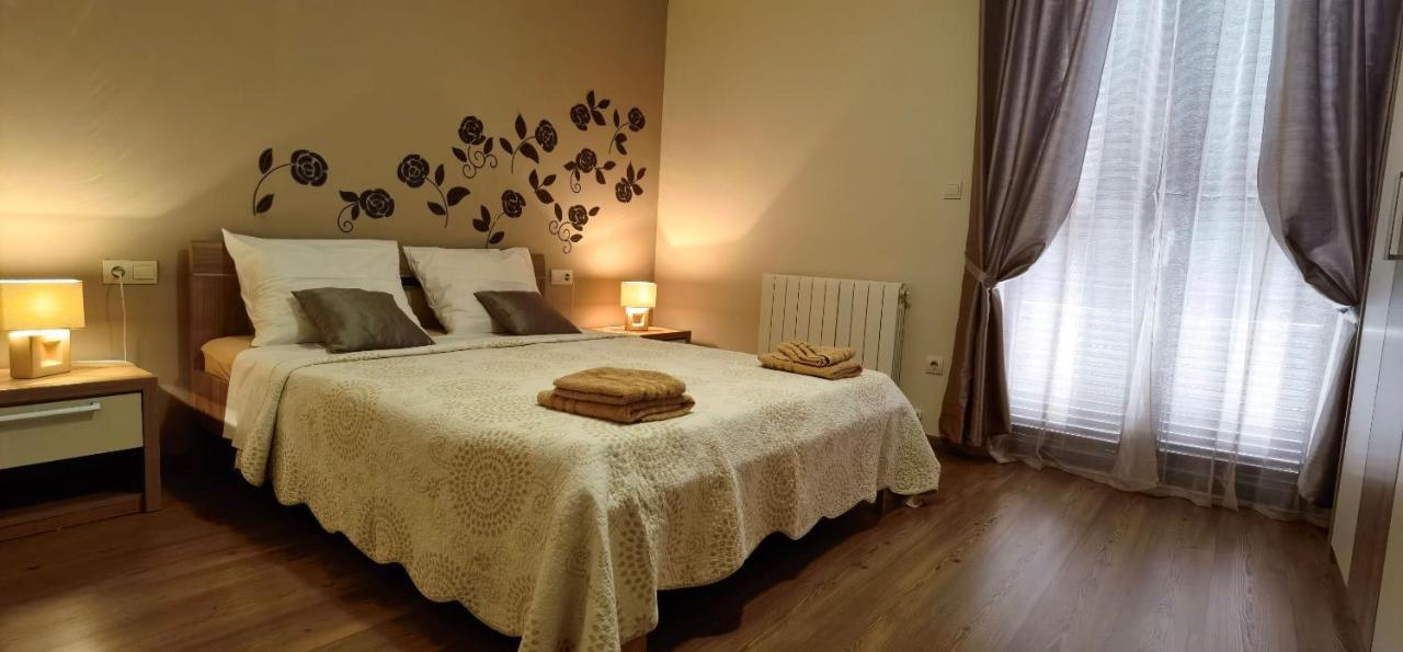 Apartments Fantazija 로비니 외부 사진