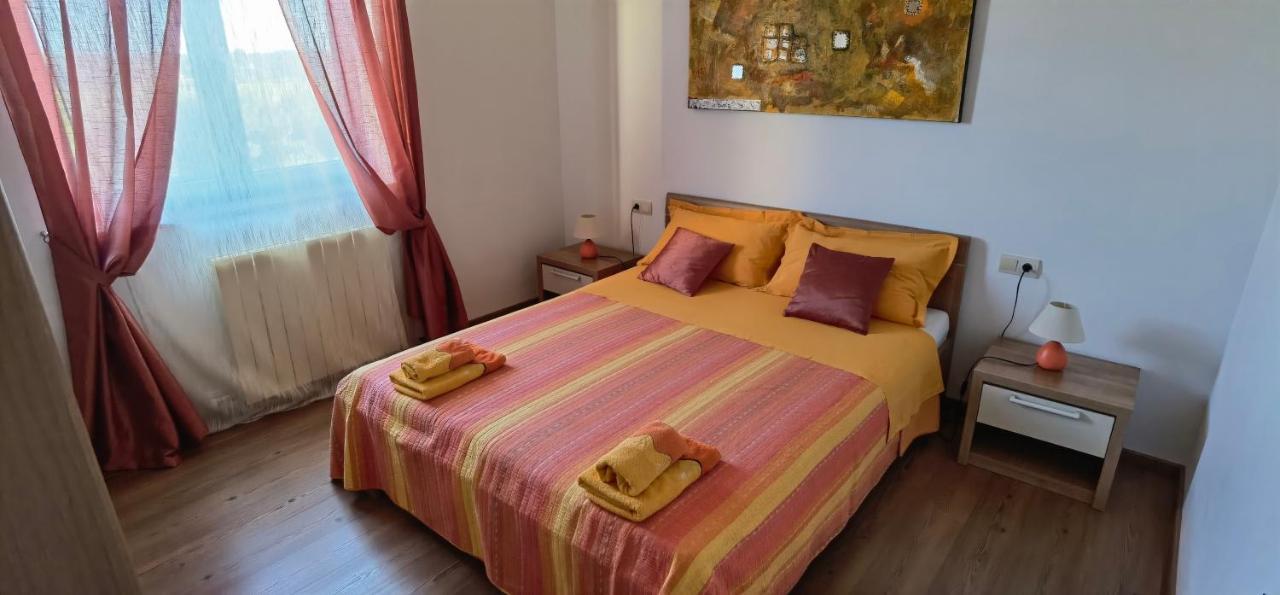 Apartments Fantazija 로비니 외부 사진